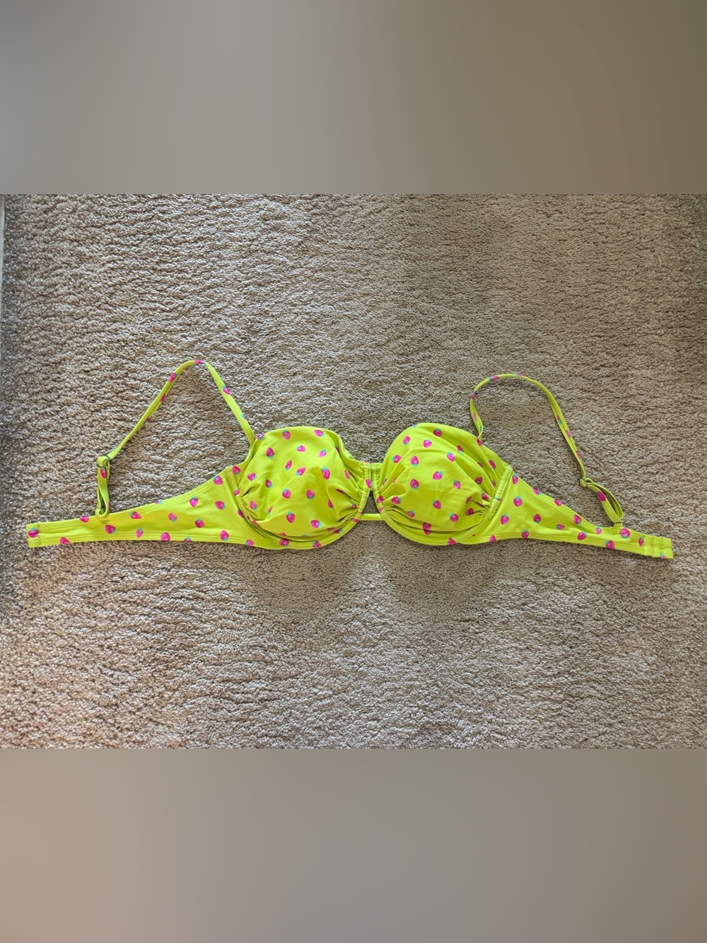 Wild Fable Green bikini top with pink strawberry print size L